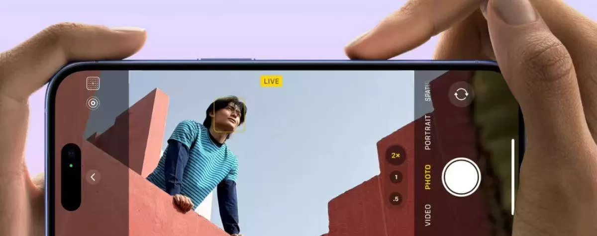 iOS 26 体验褒贬不一,但其相机 App 设计理念值得全行业借鉴
iOS 26 体验褒贬不一,但其相机 App 设计理念值得全行业借鉴